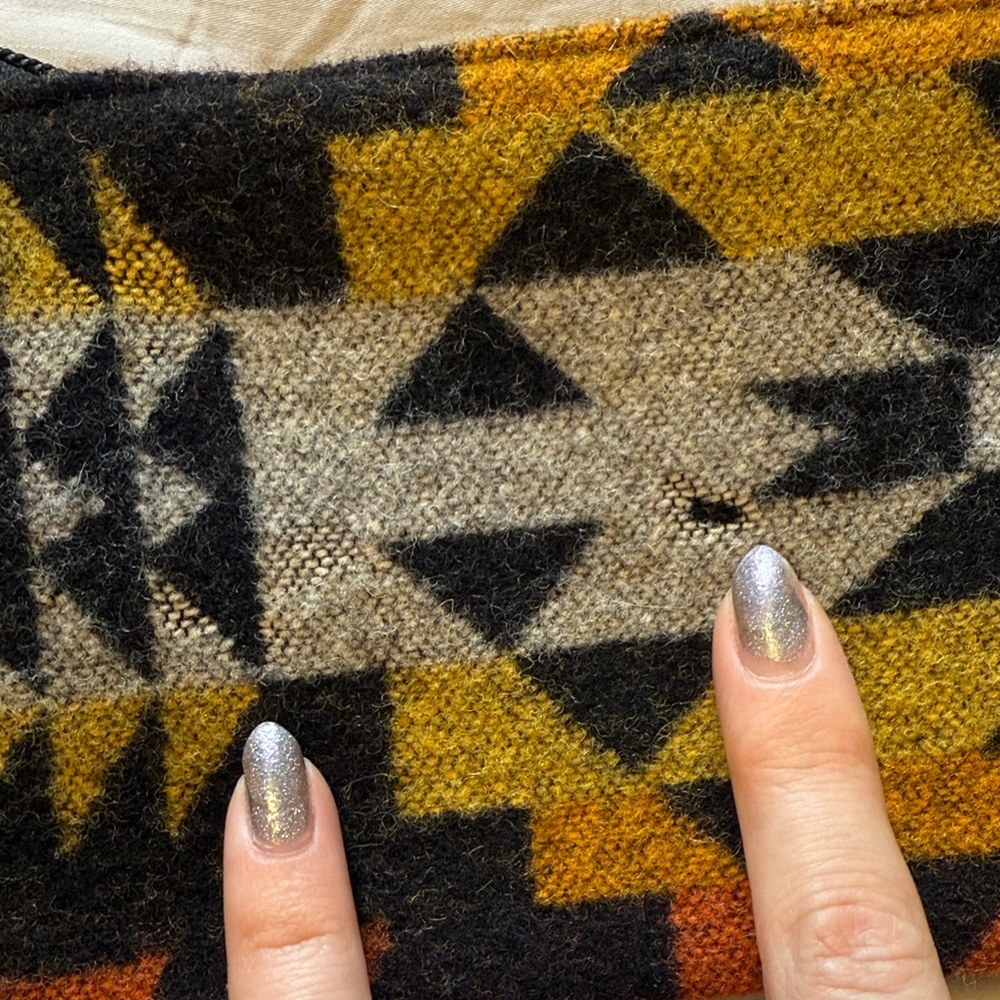 Pendleton Black And Yellow Patterned Wristlet - image 6